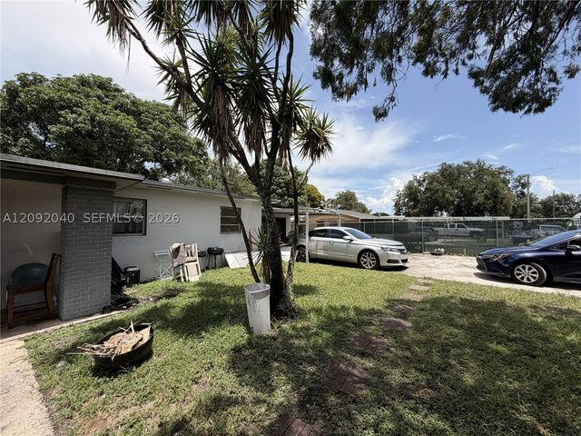 10124 NW 25th Ave, Miami, FL 33147