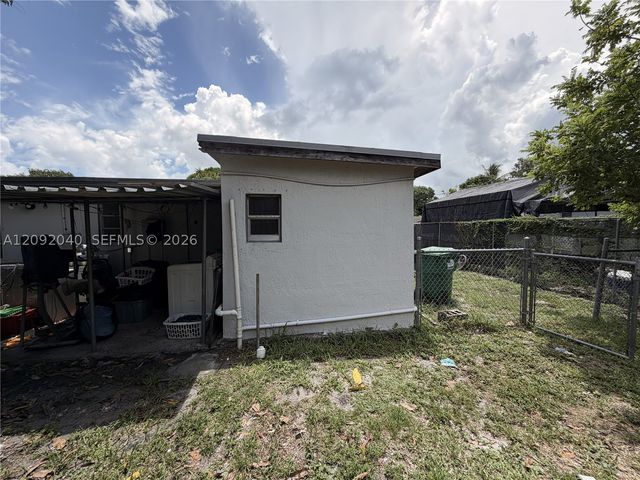 10124 NW 25th Ave, Miami, FL 33147