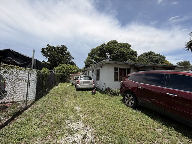 10124 NW 25th Ave, Miami, FL 33147