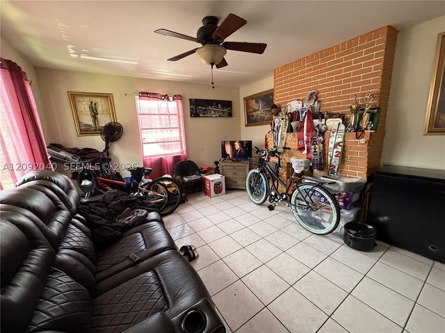 10124 NW 25th Ave, Miami, FL 33147