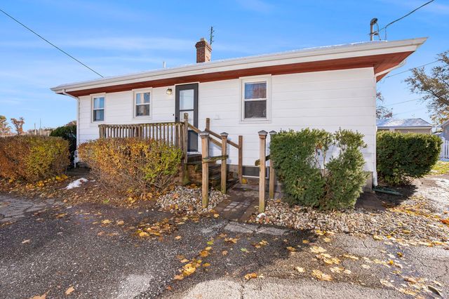 211 Hodson Avenue, Mishawaka, IN 46544