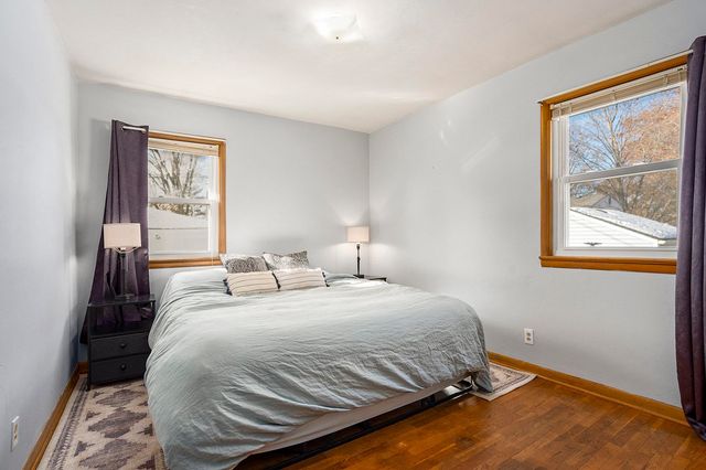 211 Hodson Avenue, Mishawaka, IN 46544