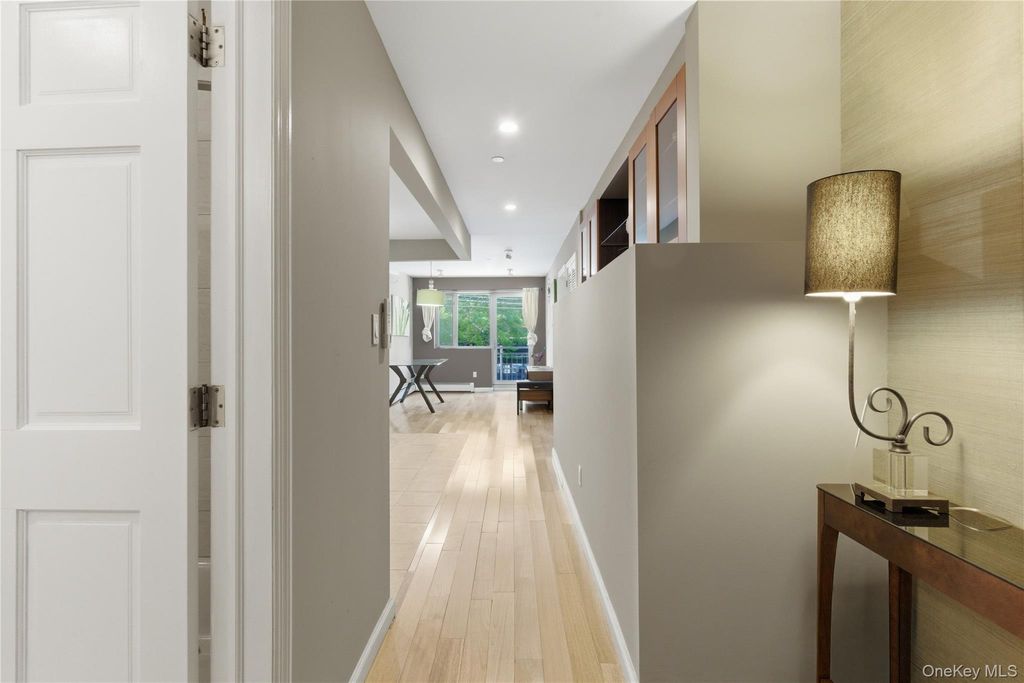 14328 41st Avenue 2D, Flushing, NY 11355