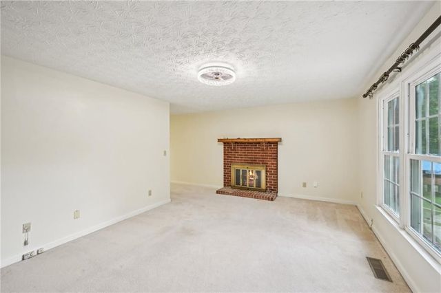 187 Timber Creek SW Lane, Marietta, GA 30060