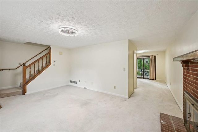 187 Timber Creek SW Lane, Marietta, GA 30060