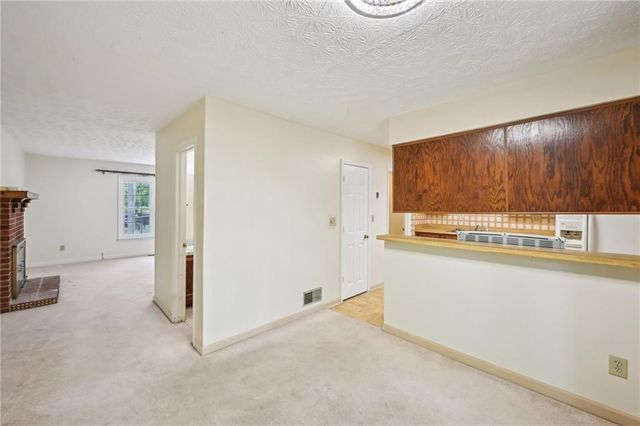 187 Timber Creek SW Lane, Marietta, GA 30060