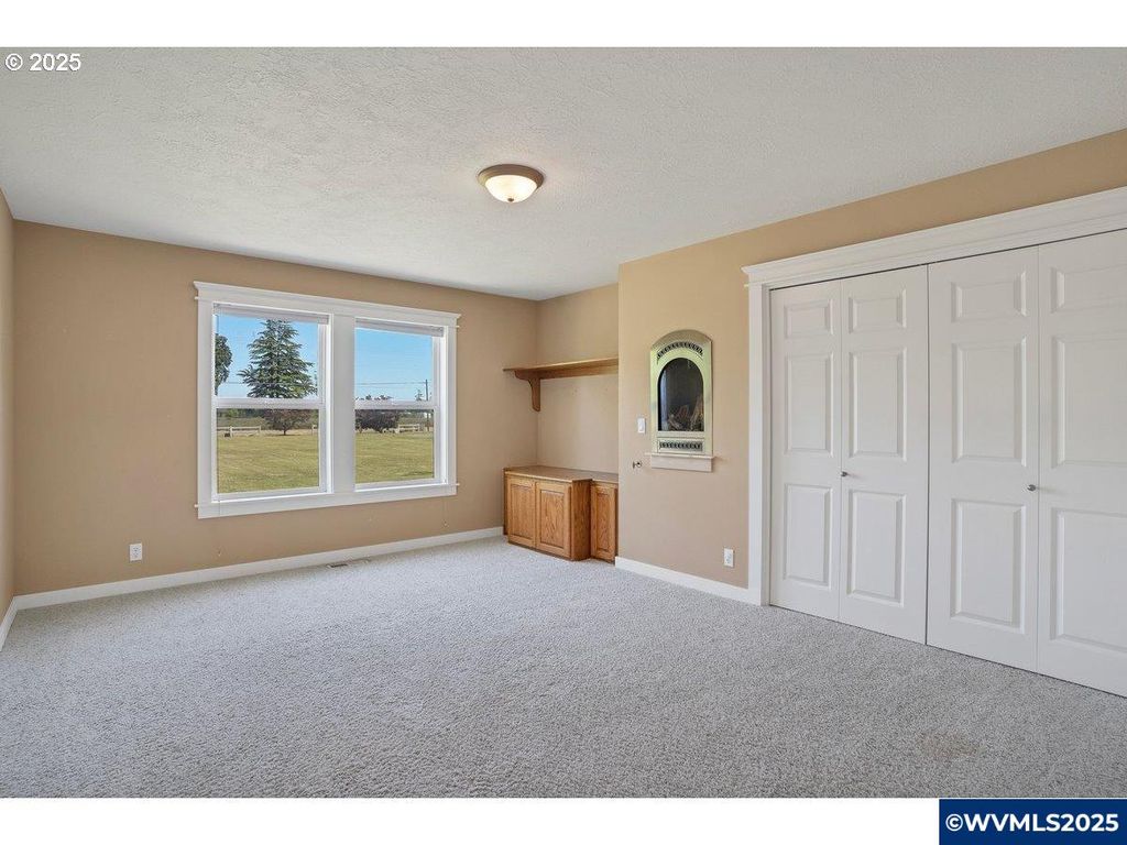 Image 12 of property listing at 17780 SE Wallace Rd, Dayton, OR 97114