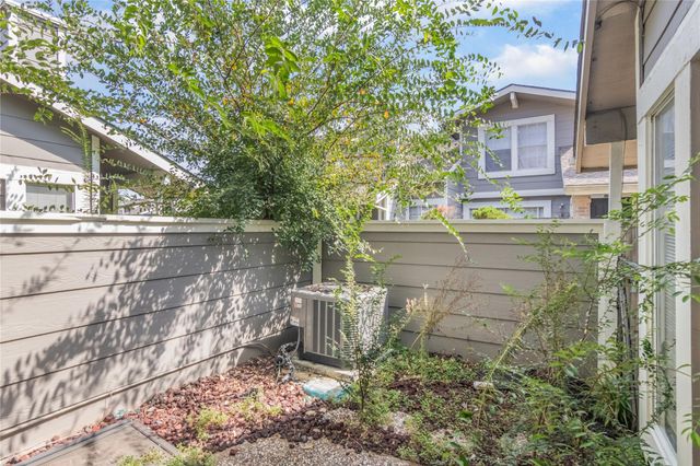 12225 Sandpiper Drive 122, Houston, TX 77035