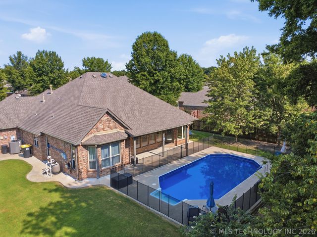 26640 Duck Pond Lane, Claremore, OK 74019