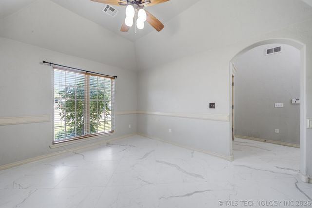 26640 Duck Pond Lane, Claremore, OK 74019