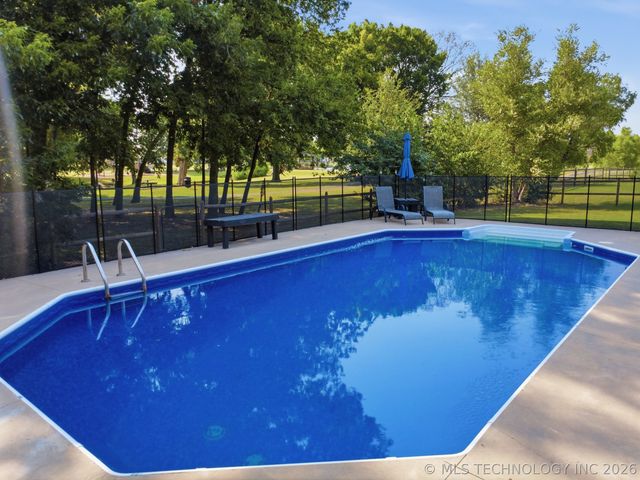 26640 Duck Pond Lane, Claremore, OK 74019