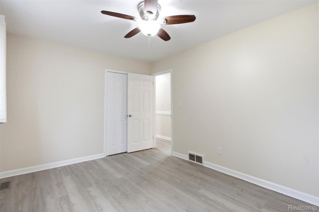 2742 Downey Drive, Troy, MI 48083