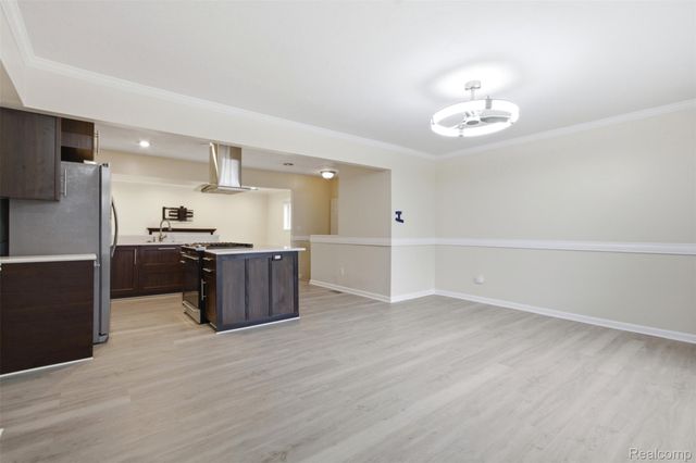 2742 Downey Drive, Troy, MI 48083