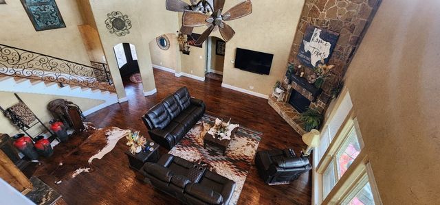 1397 CR 338, Gainesville, TX 76240