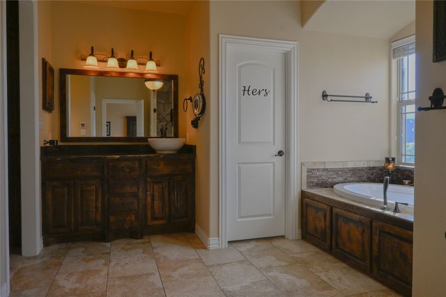 1397 CR 338, Gainesville, TX 76240