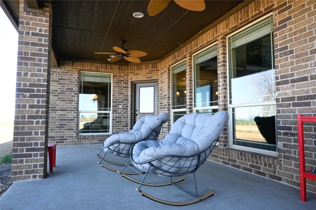 1397 CR 338, Gainesville, TX 76240