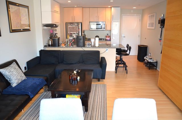 35 Fay St 609, Boston, MA 02118