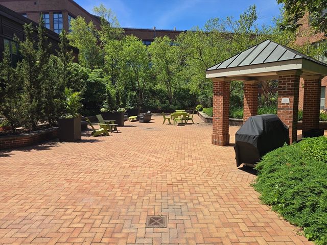 35 Fay St 609, Boston, MA 02118