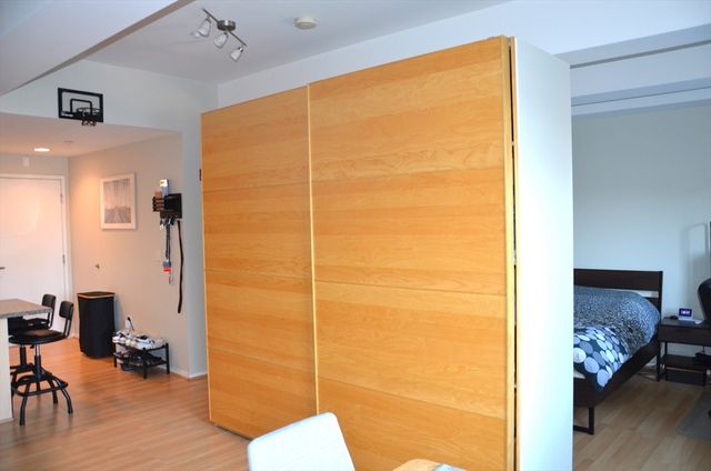 35 Fay St 609, Boston, MA 02118