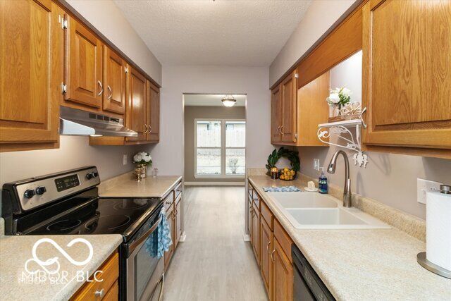 9452 Fordham Street, Indianapolis, IN 46268