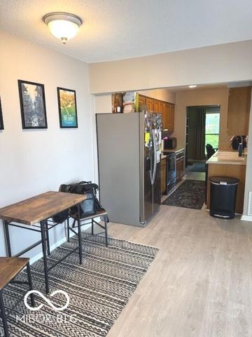 9452 Fordham Street, Indianapolis, IN 46268