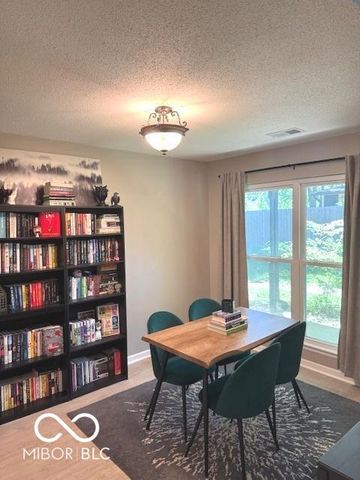9452 Fordham Street, Indianapolis, IN 46268