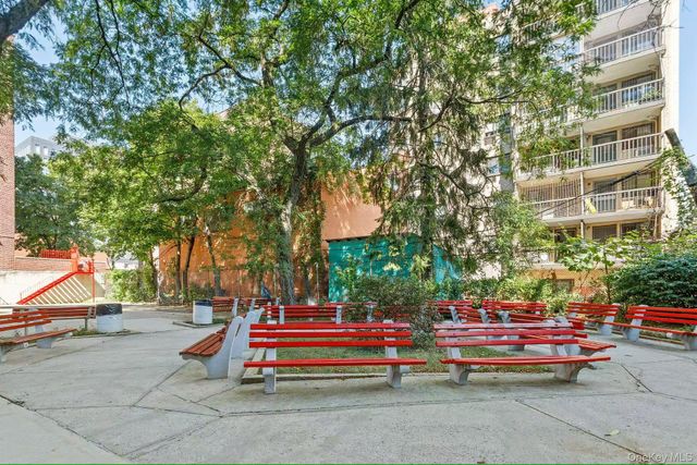 14205 Roosevelt Avenue 339, Flushing, NY 11354