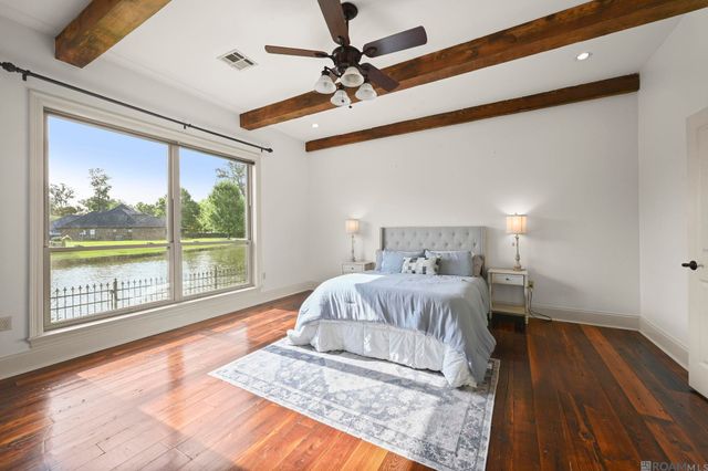 12274 Oak Colony Dr, Geismar, LA 70734