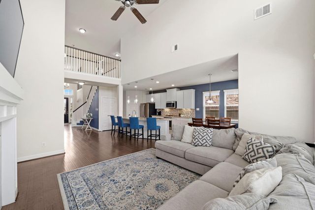 7618 Trailing Oaks Drive, Spring, TX 77379