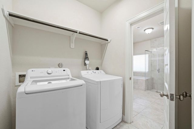 7618 Trailing Oaks Drive, Spring, TX 77379