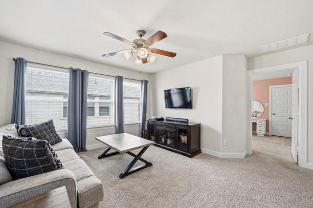 7618 Trailing Oaks Drive, Spring, TX 77379