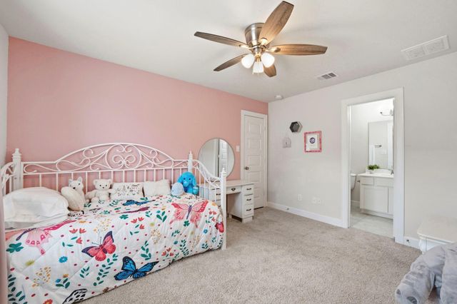 7618 Trailing Oaks Drive, Spring, TX 77379