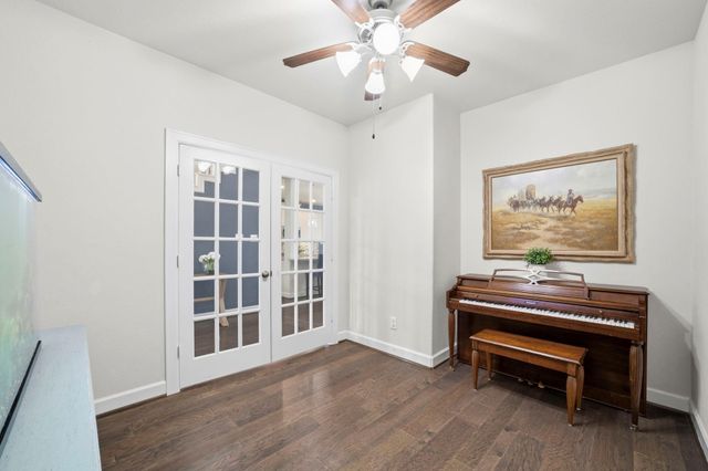 7618 Trailing Oaks Drive, Spring, TX 77379