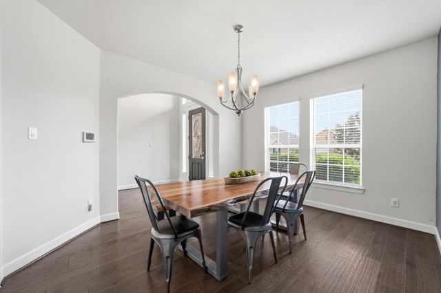 7618 Trailing Oaks Drive, Spring, TX 77379