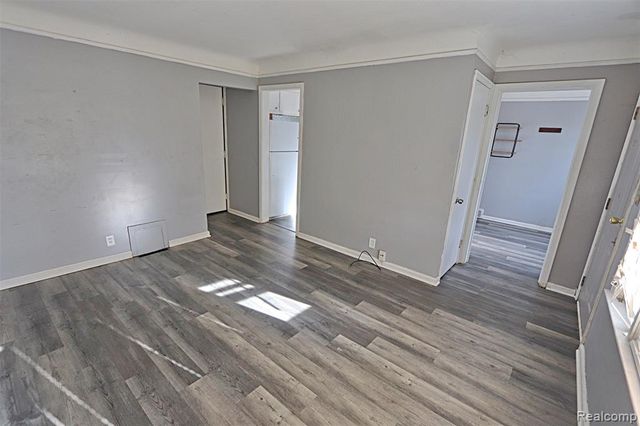 20588 Kinloch, Redford, MI 48240