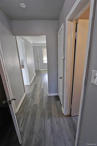 20588 Kinloch, Redford, MI 48240