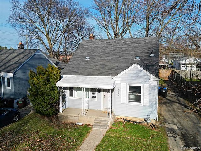 20588 Kinloch, Redford, MI 48240