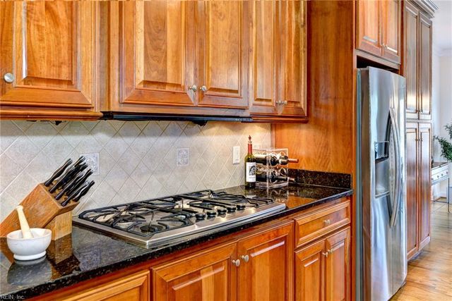 159 Nottinghamshire, Williamsburg, VA 23188