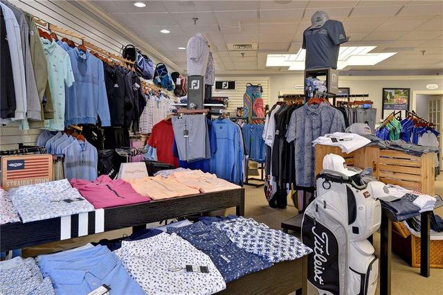 159 Nottinghamshire, Williamsburg, VA 23188