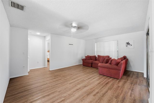 5080 BARRINGTON CIRCLE 3102, Sarasota, FL 34234