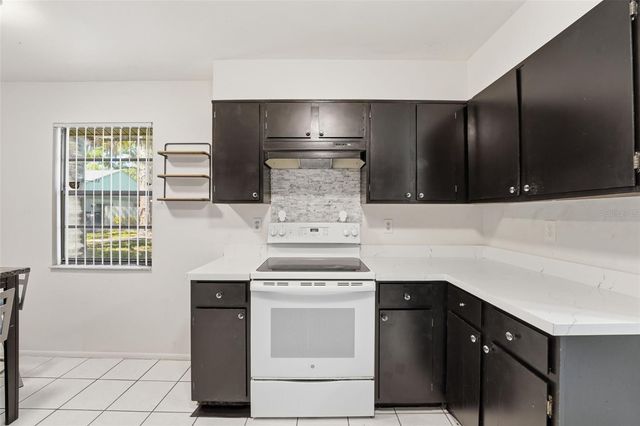 5080 BARRINGTON CIRCLE 3102, Sarasota, FL 34234