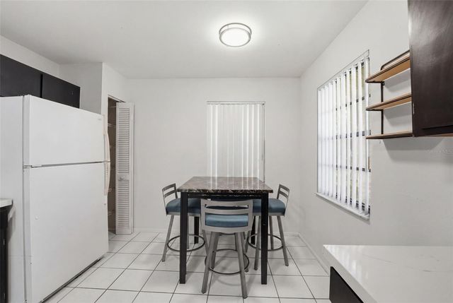 5080 BARRINGTON CIRCLE 3102, Sarasota, FL 34234