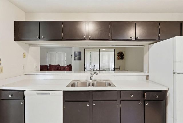 5080 BARRINGTON CIRCLE 3102, Sarasota, FL 34234