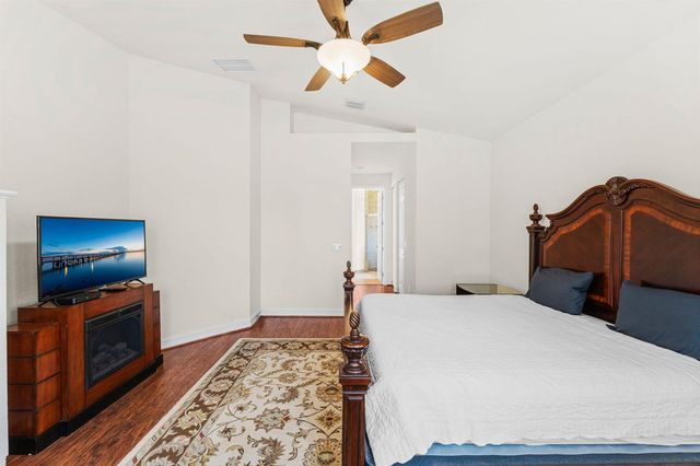 6223 Dorchester Way, Vero Beach, FL 32966