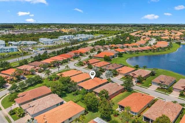 6223 Dorchester Way, Vero Beach, FL 32966