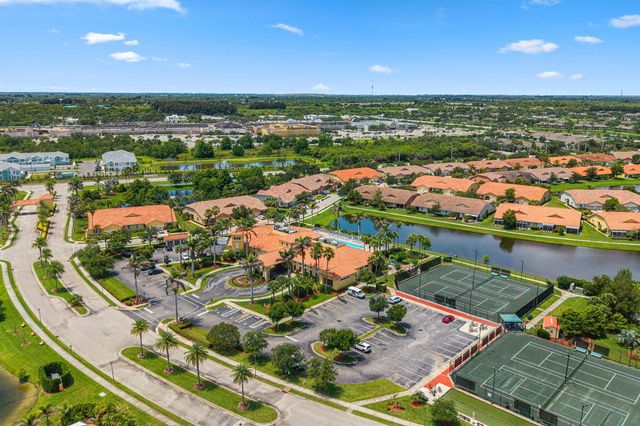 6223 Dorchester Way, Vero Beach, FL 32966