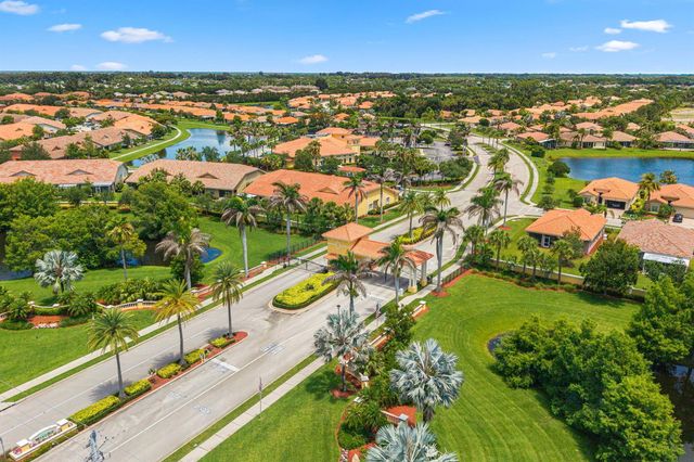 6223 Dorchester Way, Vero Beach, FL 32966