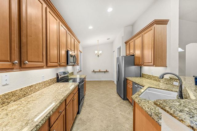 6223 Dorchester Way, Vero Beach, FL 32966