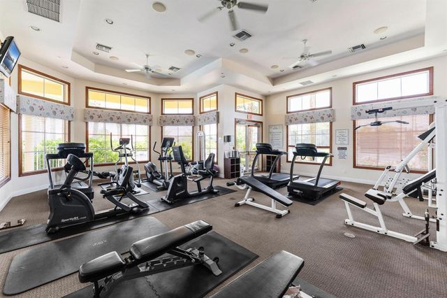 6223 Dorchester Way, Vero Beach, FL 32966