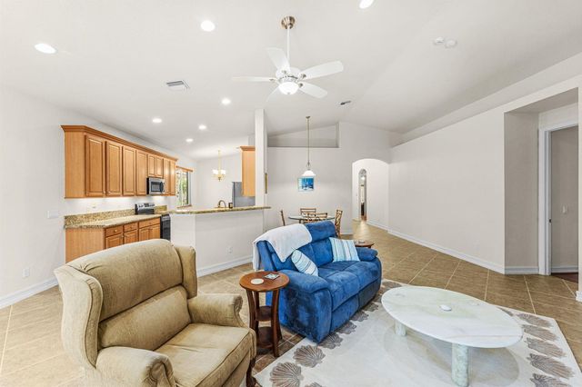 6223 Dorchester Way, Vero Beach, FL 32966